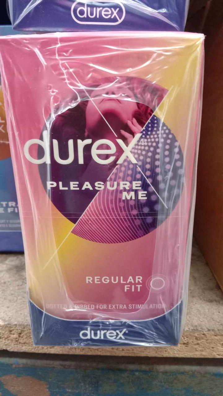 Durex Pleasure Me, Regular Fit, 12 preservativos - Cosmo Cosmetics